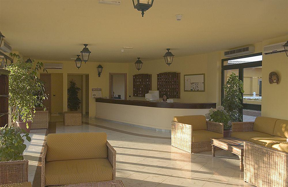 בוטריצ'לו Marina Del Marchese Beach Resort מראה חיצוני תמונה